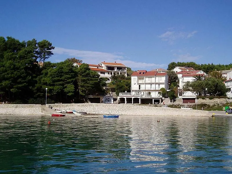 Apartments Dora Banjol
