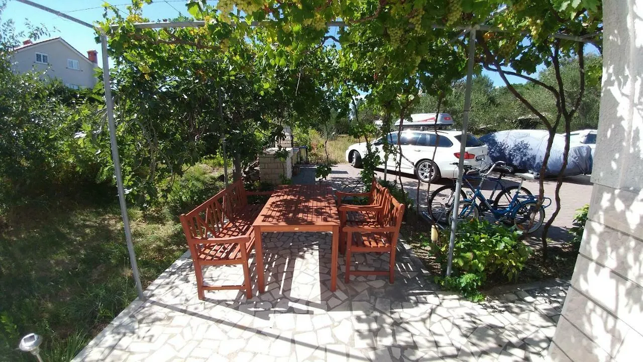 Apartments Dora Banjol